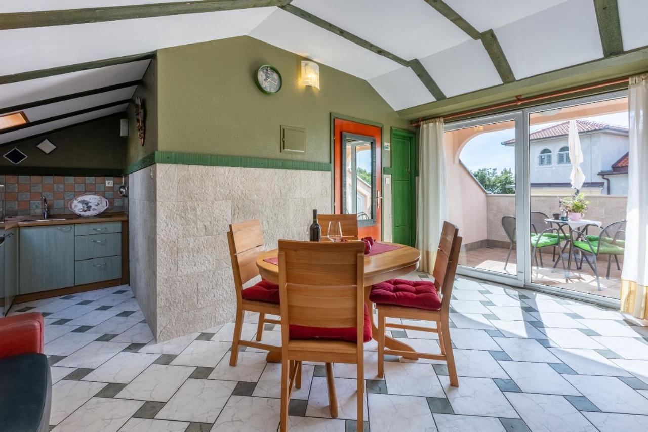 Apartment Riky Crikvenica Exterior foto